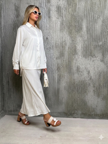 חליפה כפטורים סאטן דיור