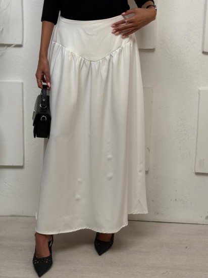 חצאית בד קומות משולש